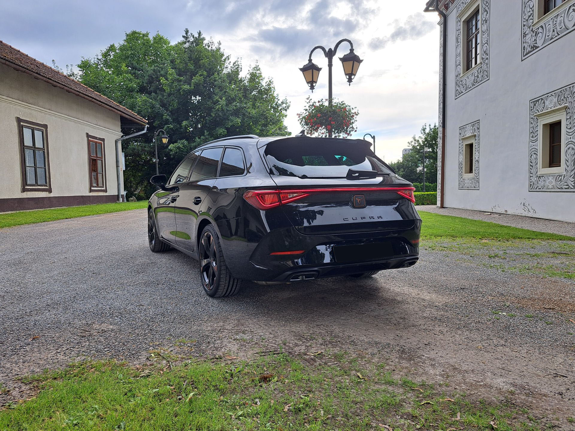 CUPRA8