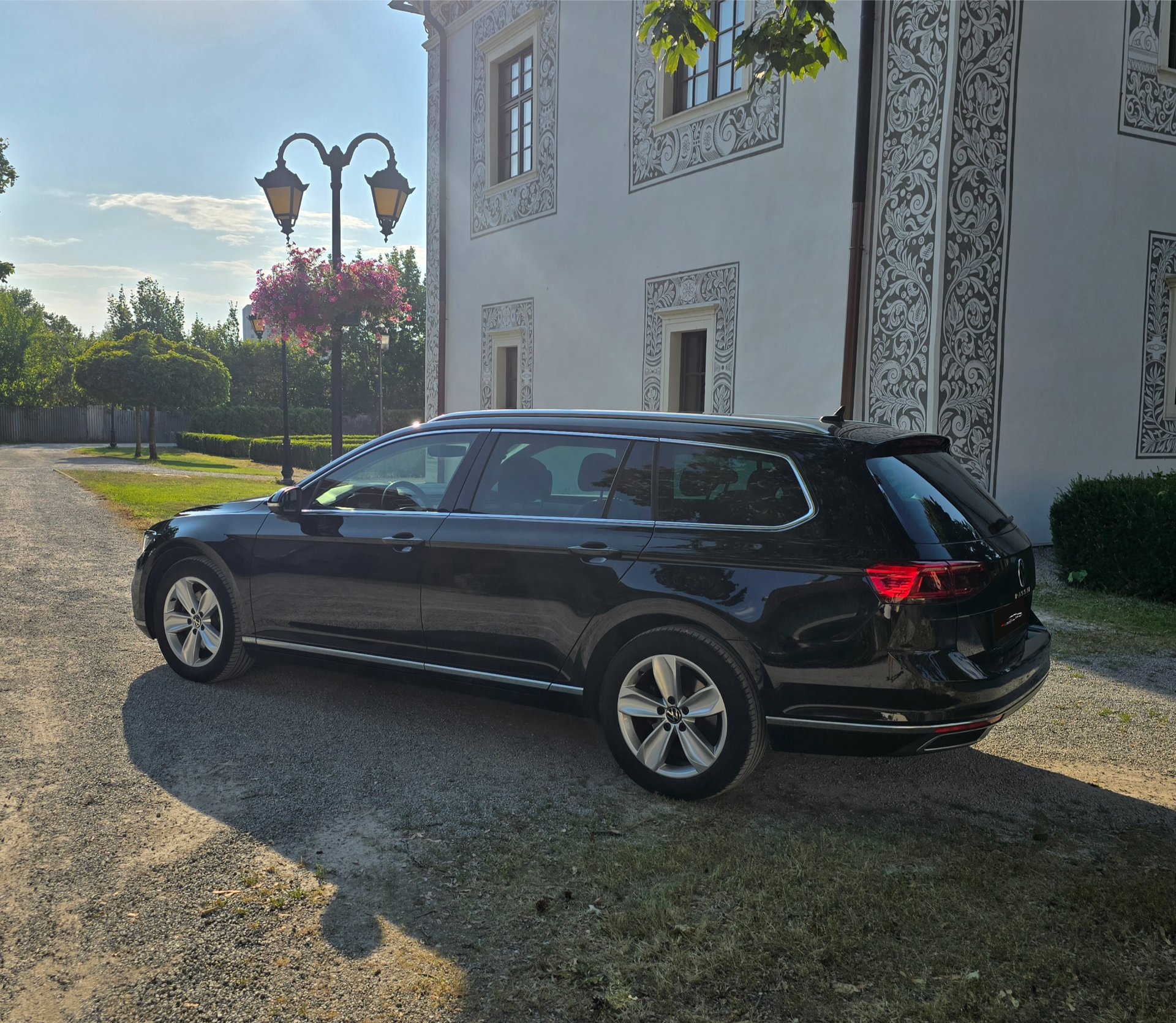 VW PASSAT CIERNY (4)